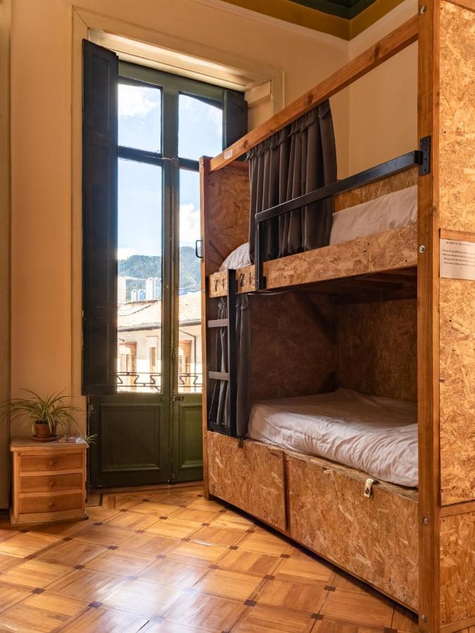 Hostal R10 Богота Экстерьер фото